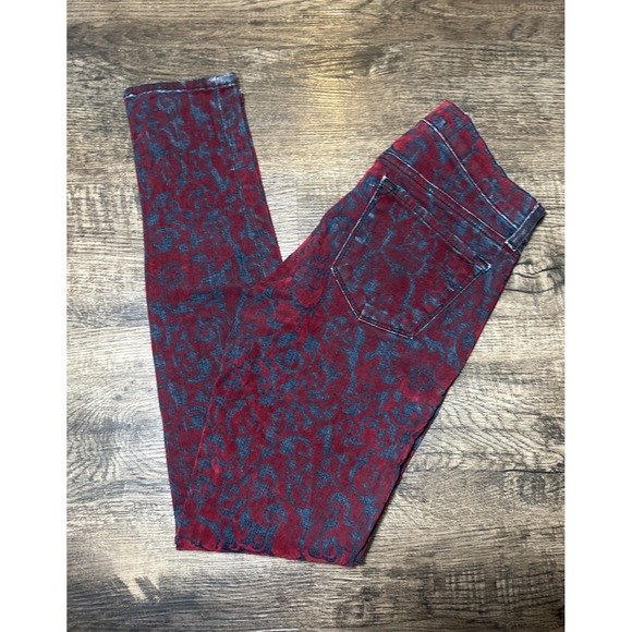J Brand Denim - J Brand Red Brocade Skinny Jeans Size 25 | Style 811T6 IMB | Made‎ in USA